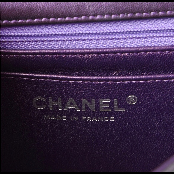 •••SOLD••••2017 CHANEL Mini Iridescent Purple - Picture 4 of 8